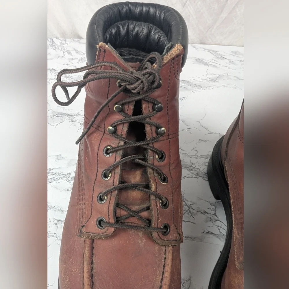 Red Wing Leather Work Boots Men's Size 9 Made In The USA
